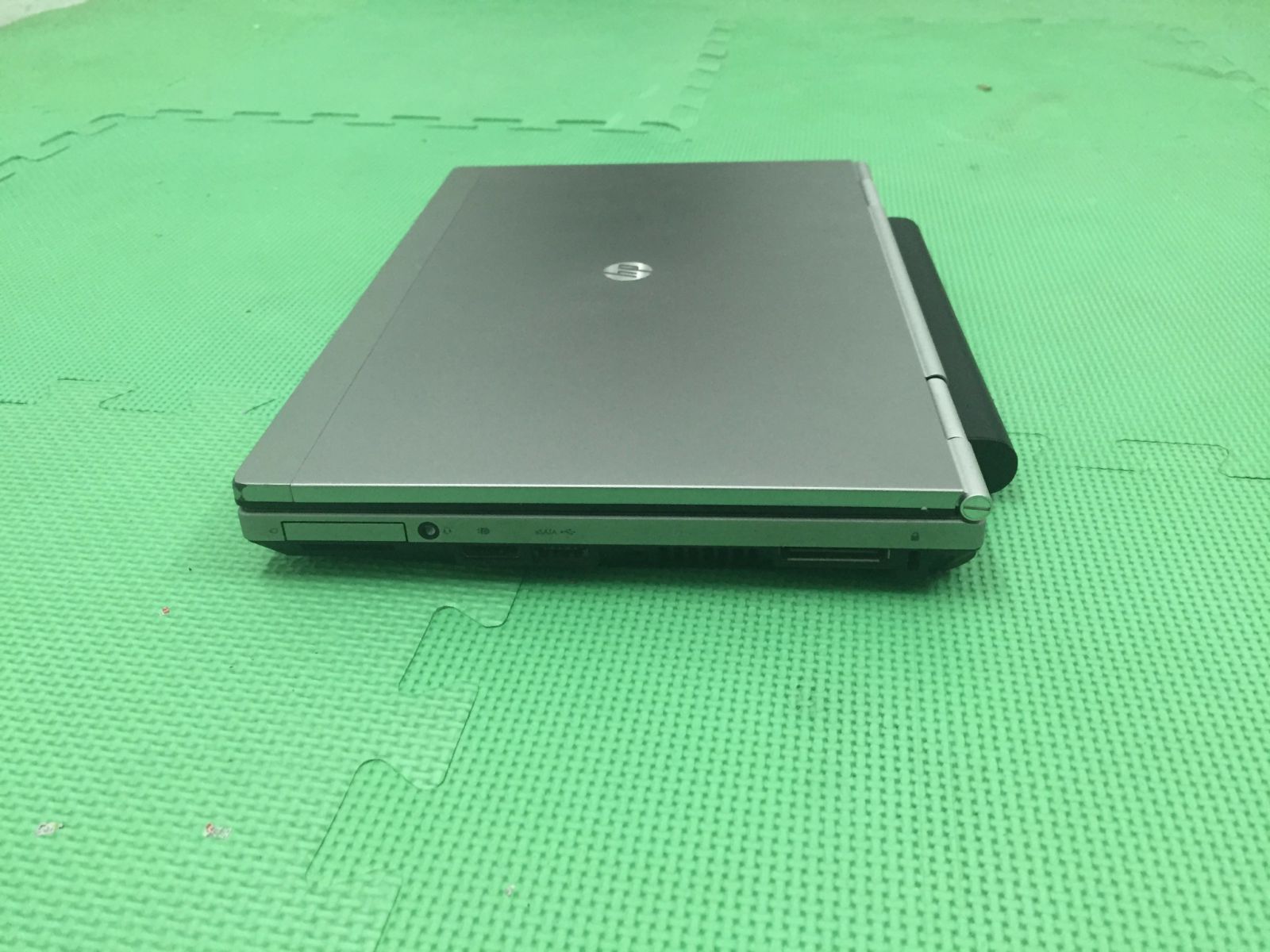 HP EliteBook 2560p (Core i5 2520M, Ram 4GB, SSD 120GB, Màn Hình 12 inch)