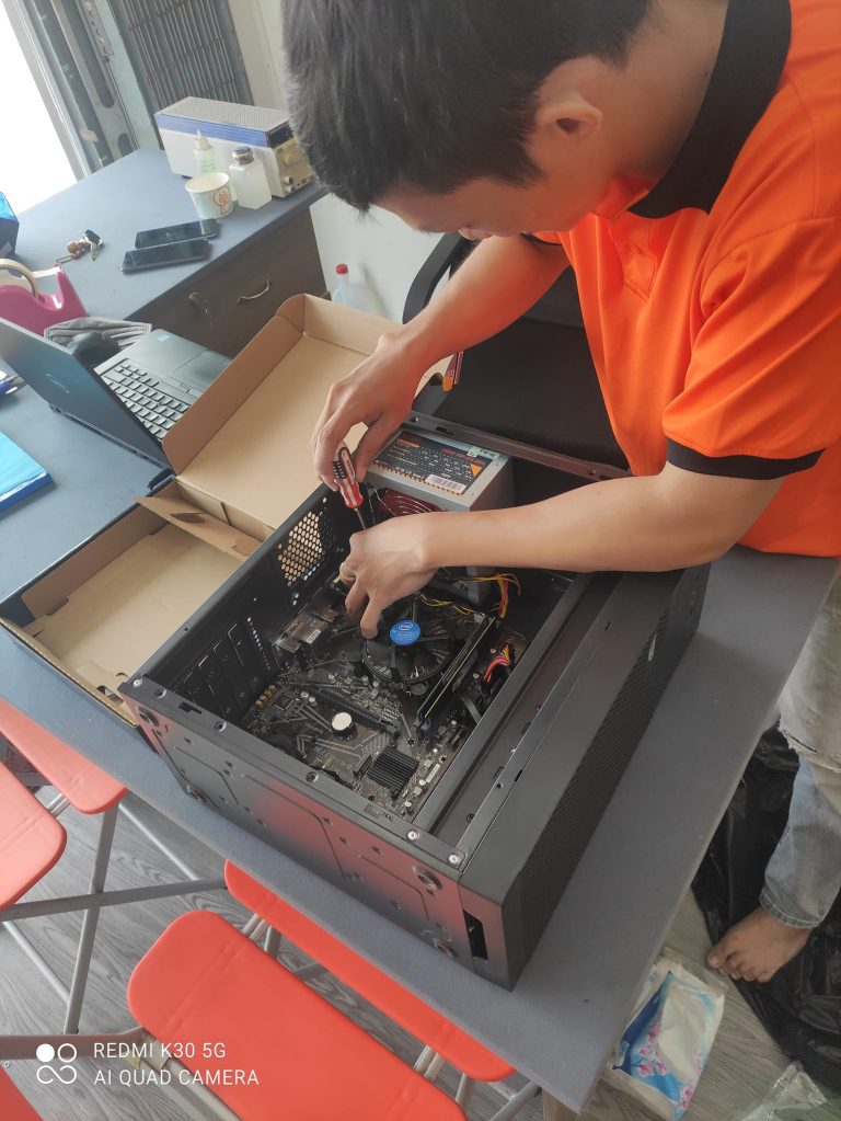 Nắm bắt được tâm lý đó, Modun Computer sẽ mang đến quý khách dịch vụ sửa máy tính bàn PC tận nơi TP.HCM giá rẻ và không kém phần chất lượng.